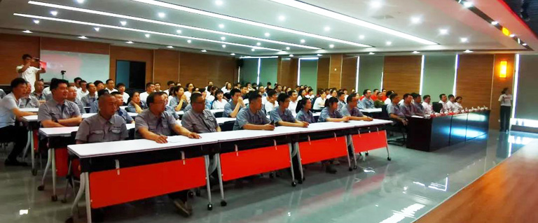 百年禮贊頌黨旗，同心起航唱紅歌